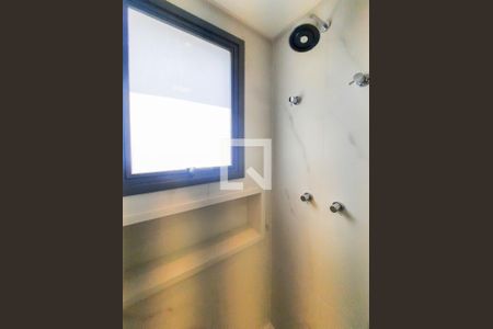 Apartamento para alugar com 77m², 2 quartos e 1 vaga Apartamento para alugar com 77m², 2 quartos e 1 vagaBanheiro da Suíte 1