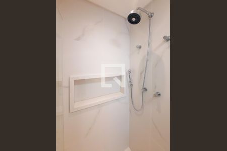 Apartamento para alugar com 77m², 2 quartos e 1 vaga Apartamento para alugar com 77m², 2 quartos e 1 vagaBanheiro da Suíte 2