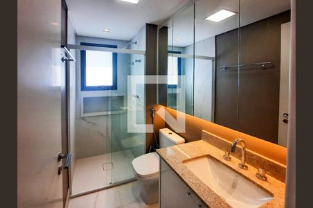 Banheiro da Suíte 1 de apartamento à venda com 2 quartos, 77m² em Indianópolis, São Paulo