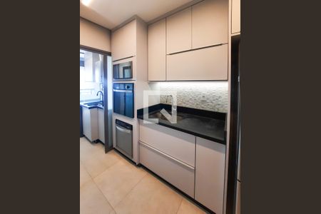 Apartamento para alugar com 77m², 2 quartos e 1 vaga Apartamento para alugar com 77m², 2 quartos e 1 vagaCozinha