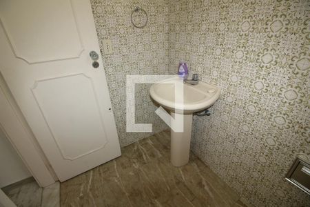 Casa à venda com 180m², 4 quartos e 3 vagasLavabo