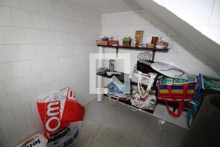 Casa à venda com 180m², 4 quartos e 3 vagasLavabo