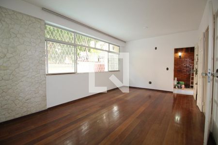Sala 1 de casa à venda com 4 quartos, 180m² em Freguesia (jacarepaguá), Rio de Janeiro
