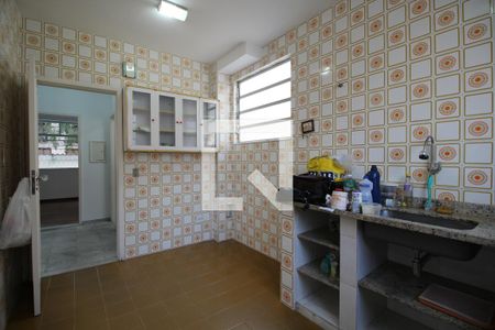 Casa à venda com 180m², 4 quartos e 3 vagasCozinha