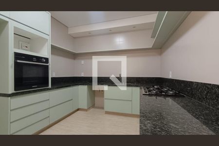 Casa de condomínio à venda com 334m², 4 quartos e 4 vagasCozinha