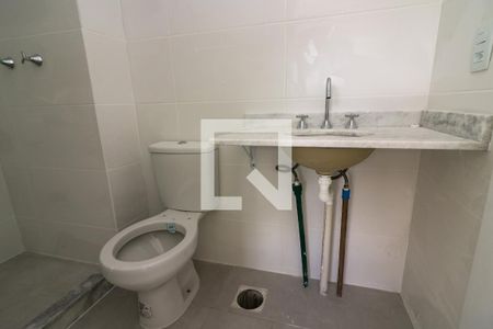 Banheiro da Suíte de apartamento à venda com 2 quartos, 52m² em Partenon, Porto Alegre