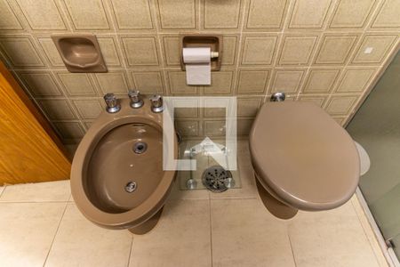 Apartamento à venda com 226m², 3 quartos e 2 vagasBanheiro 2