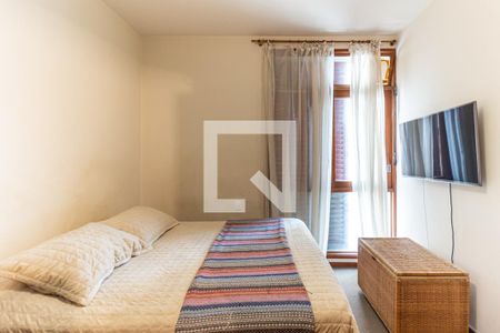 Apartamento à venda com 226m², 3 quartos e 2 vagasQuarto 2