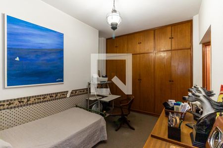 Apartamento à venda com 226m², 3 quartos e 2 vagasQuarto 3