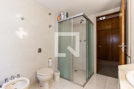 Apartamento à venda com 226m², 3 quartos e 2 vagasSuíte - Banheiro 1