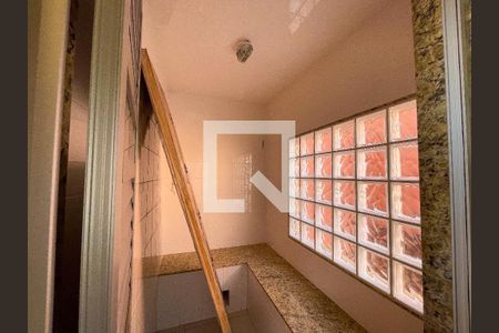 Casa à venda com 223m², 4 quartos e 3 vagassauna