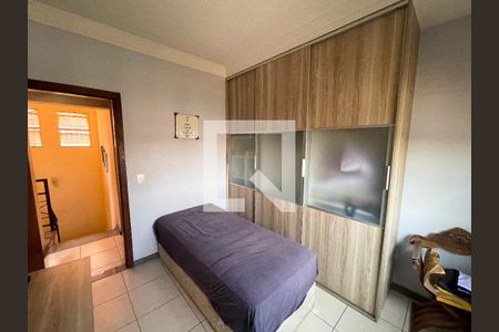 Casa à venda com 223m², 4 quartos e 3 vagasQuarto 2