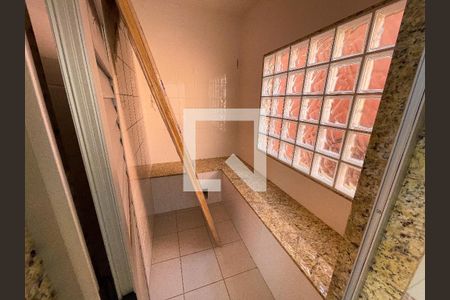 Casa à venda com 223m², 4 quartos e 3 vagassauna