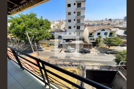 Casa à venda com 223m², 4 quartos e 3 vagasvaranda da suite