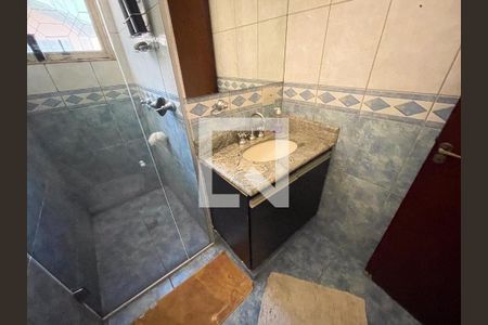 Casa à venda com 223m², 4 quartos e 3 vagasBanheiro Social