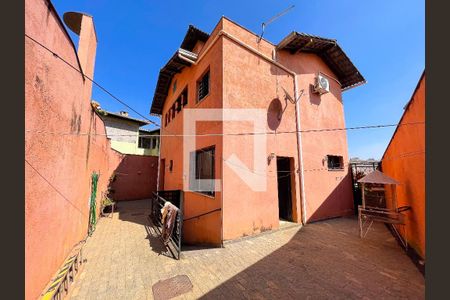 Casa à venda com 223m², 4 quartos e 3 vagasÁrea externa