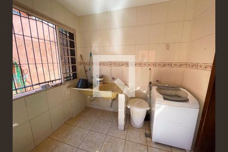 Casa à venda com 223m², 4 quartos e 3 vagasÁrea de Serviço