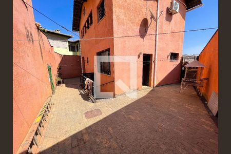 Casa à venda com 223m², 4 quartos e 3 vagasÁrea externa