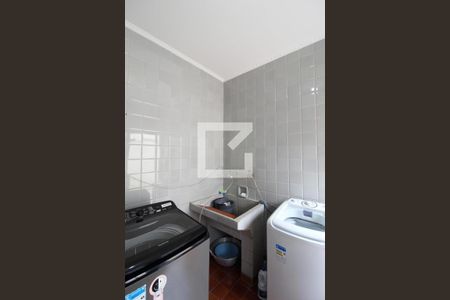 Casa à venda com 250m², 5 quartos e 2 vagasÁrea de Serviço