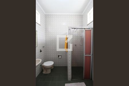 Casa à venda com 250m², 5 quartos e 2 vagasBanheiro Social