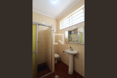 Casa à venda com 250m², 5 quartos e 2 vagasBanheiro da Suíte