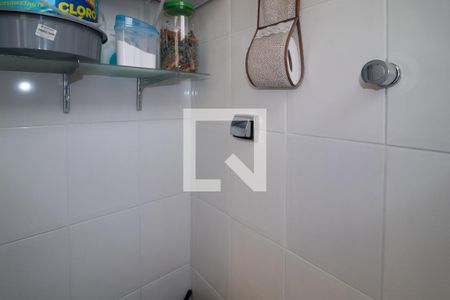 Apartamento à venda com 68m², 2 quartos e 1 vagaBanheiro de Serviço