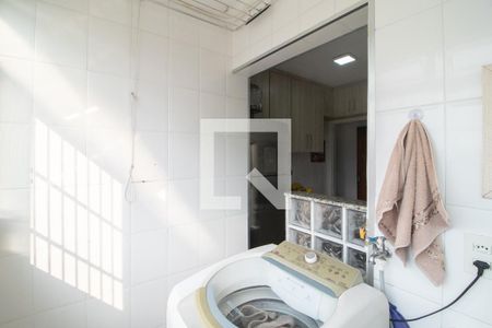 Apartamento à venda com 68m², 2 quartos e 1 vagaÁrea de Serviço