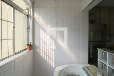 Apartamento à venda com 68m², 2 quartos e 1 vagaÁrea de Serviço