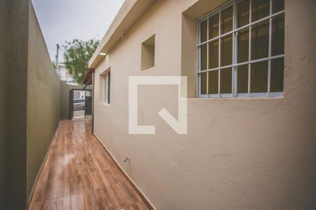 Casa para alugar com 150m², 2 quartos e 1 vagaCorredor lateral