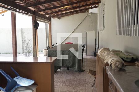 Casa à venda com 360m², 3 quartos e 8 vagasarea de churrasco