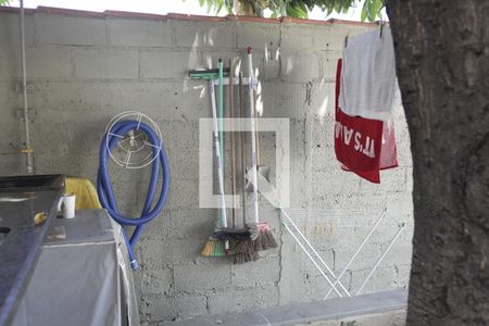 Casa à venda com 360m², 3 quartos e 8 vagasLavanderia - casa 2