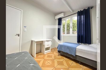 Quarto 2 de casa para alugar com 3 quartos, 120m² em Campeche, Florianópolis
