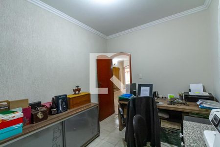 Casa à venda com 310m², 3 quartos e 3 vagasEscritório