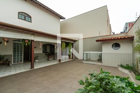 Casa à venda com 310m², 3 quartos e 3 vagasQuintal e Churrasqueira