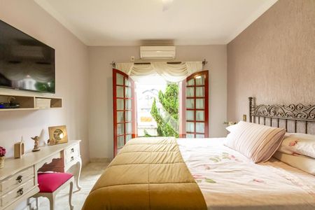 Casa à venda com 310m², 3 quartos e 3 vagasSuíte 1