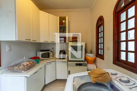 Casa à venda com 310m², 3 quartos e 3 vagasÁrea de Serviço