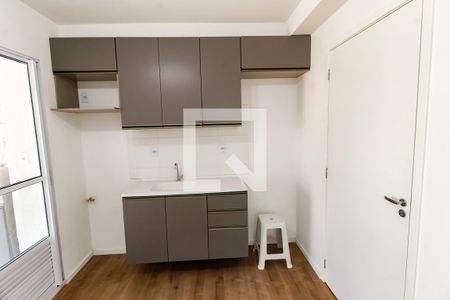 Apartamento à venda com 31m², 2 quartos e sem vaga Apartamento à venda com 31m², 2 quartos e sem vagaCozinha - Armários