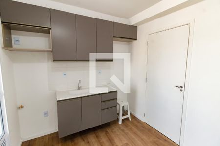 Apartamento à venda com 31m², 2 quartos e sem vaga Apartamento à venda com 31m², 2 quartos e sem vagaCozinha - Armários