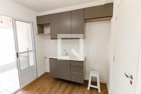 Apartamento à venda com 31m², 2 quartos e sem vaga Apartamento à venda com 31m², 2 quartos e sem vagaCozinha - Armários