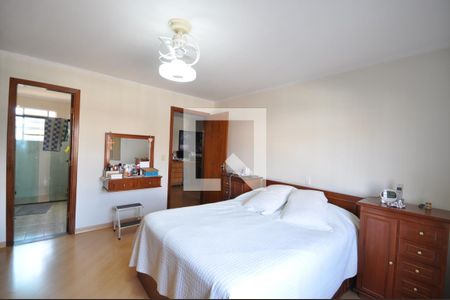 Quarto Suíte de casa à venda com 3 quartos, 280m² em Jardim Neila, São Paulo