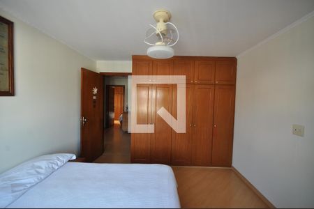 Casa à venda com 280m², 3 quartos e 2 vagasQuarto 2