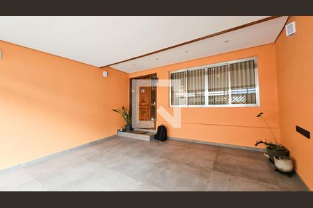Casa à venda com 129m², 2 quartos e 2 vagas Casa à venda com 129m², 2 quartos e 2 vagasQuintal