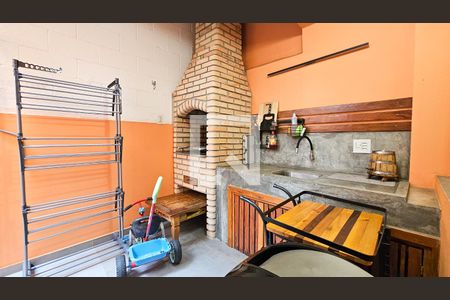 Casa à venda com 129m², 2 quartos e 2 vagas Casa à venda com 129m², 2 quartos e 2 vagasChurrasqueira