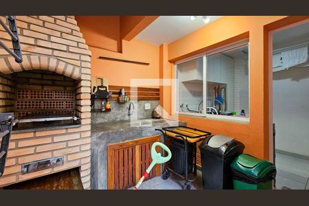 Casa à venda com 129m², 2 quartos e 2 vagas Casa à venda com 129m², 2 quartos e 2 vagasChurrasqueira