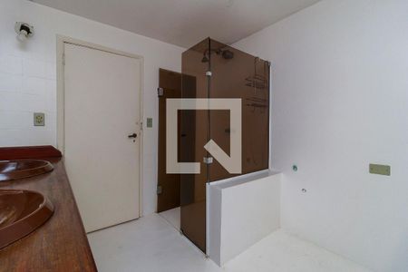 Casa de condomínio à venda com 180m², 4 quartos e 2 vagasSuíte - Banheiro