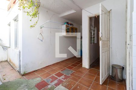 Casa de condomínio à venda com 180m², 4 quartos e 2 vagasÁrea de Serviço