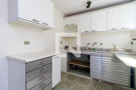 Casa de condomínio à venda com 180m², 4 quartos e 2 vagasCozinha