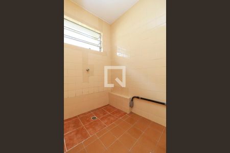 Casa de condomínio à venda com 180m², 4 quartos e 2 vagasBanheiro 2 - Sauna