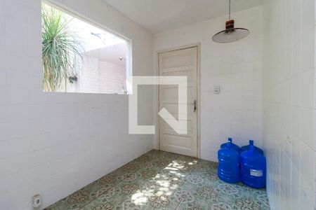 Casa de condomínio à venda com 180m², 4 quartos e 2 vagasCozinha