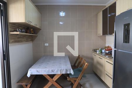 Apartamento à venda com 99m², 3 quartos e 2 vagasCozinha